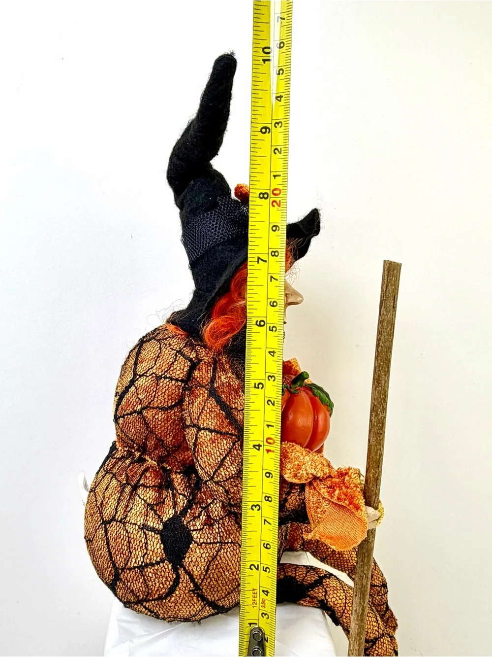 Mark Roberts Collection Lanky Legs Halloween  Shelf Sitter Broom Pumpkin READ